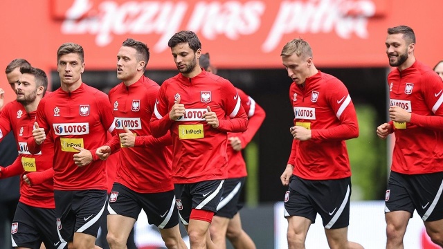 Piłkarska reprezentacja Polski rozpoczyna w środę rywalizację w grupie 4 najwyższego poziomu Ligi Narodów UEFA.