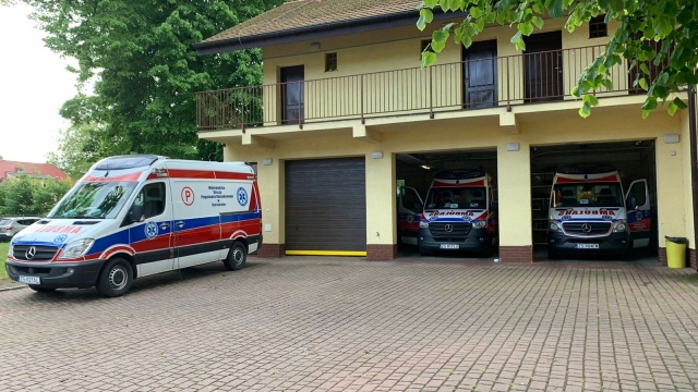 Sezon wakacyjny coraz bliżej, w Świnoujściu od 1 czerwca stacjonuje dodatkowa karetka. Tak jest co roku od czerwca do września.