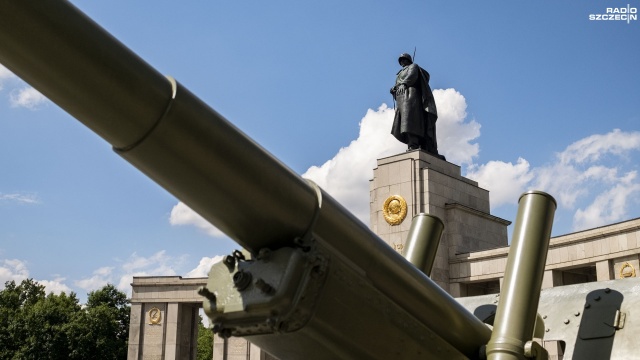 W Polsce zrozumiałe jest usuwanie symboli imperializmu sowieckiego. W przypadku Berlina jest inaczej - mówi Mateusz Fałkowski, wicedyrektor Instytutu Pileckiego w Berlinie.