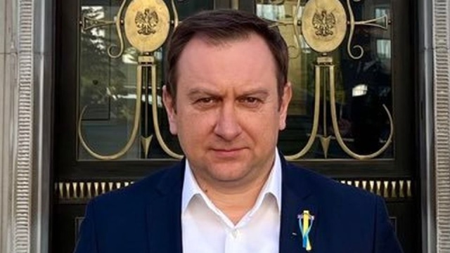 Poseł Nowej Lewicy, Tomasz Trela powiedział, że Unia Europejska powinna stworzyć fundusz wsparcia Ukrainy i ukraińskich uchodźców. Polityk mówił, że Polska powinna odegrać kluczową rolę w tej sprawie.