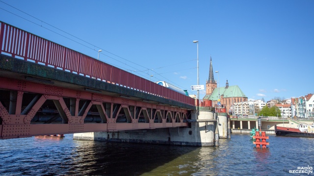 Metropolita szczecińsko-kamieński abp Andrzej Dziega będzie przewodniczył o 18 w Bazylice Archikatedralnej mszy świętej z okazji 50-lecia Diecezji Szczecińsko-Kamieńskiej oraz w intencji Kościoła nad Odrą i Bałtykiem.