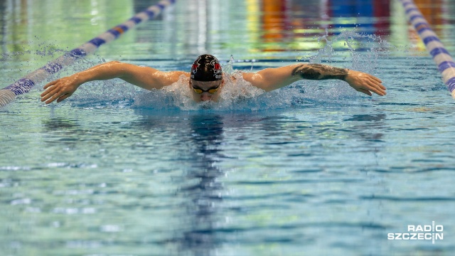 Jest jednym z najszybszych polskich pływaków. Karol Ostrowski z MKP Szczecin szykuje formę na Mistrzostwa Europy w Rzymie.