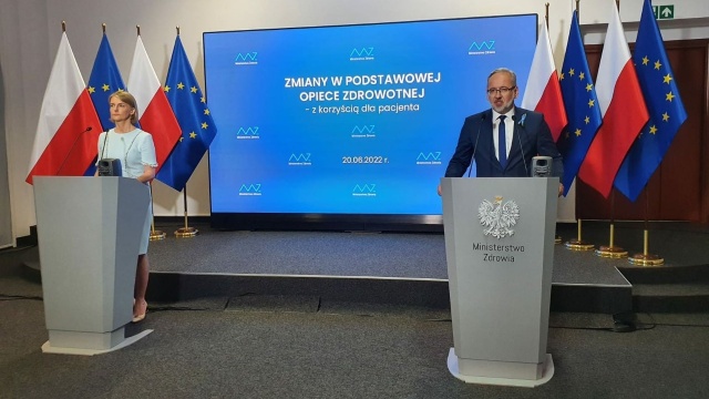 Minister zdrowia Adam Niedzielski zapowiedział, że reforma Podstawowej Opieki Zdrowotnej będzie opierać się na trzech filarach: profilaktyce, zmianie finansowania oraz na bardziej ścisłym kontakcie ze specjalistami.