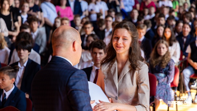 Nagrody Prezydenta Miasta Szczecina przyznawane są uczniom szczecińskich szkół, za wybitne osiągnięcia naukowe w danym roku szkolnym. Wyróżnienia otrzymują uczniowie szkół podstawowych i ponadpodstawowych.