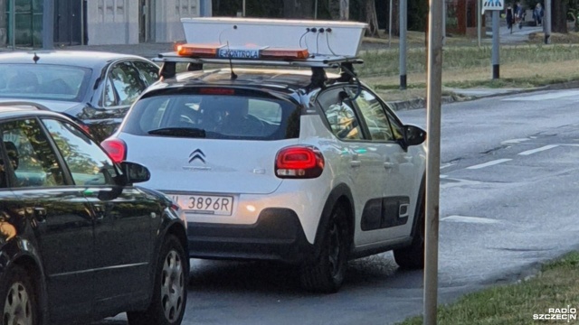 Zakończyły się testy urządzenia, które będzie automatycznie kontrolować opłaty w Szczecińskiej Strefie Płatnego Parkowania.
