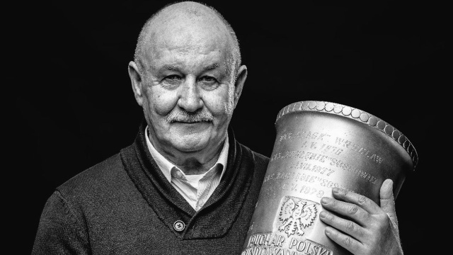 W wieku 66 lat zmarł Janusz Kupcewicz, były pomocnik piłkarskiej reprezentacji Polski. Był uznawany za jednego z najlepszych rozgrywających w historii Biało-czerwonych.