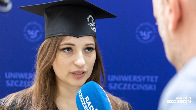 To Nikola Bukowiecka z Wydziału Matematyczno-Fizycznego Uniwersytetu Szczecińskiego. Studentka wchodzi w skład zespołu Fizyki Układu Słonecznego i Astrofizyki Badań Kosmicznych Polskiej Akademii Nauk.