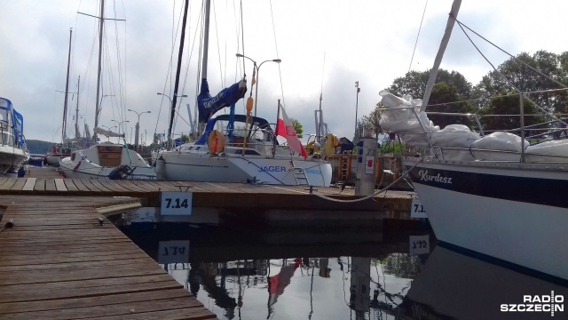 Cumują tu setki jachtów z całego świata, a pomosty odrywają się przy silnym wietrze. Port jachtowy w Świnoujściu czeka na kapitalny remont. Żeglarze muszą uzbroić się w cierpliwość.