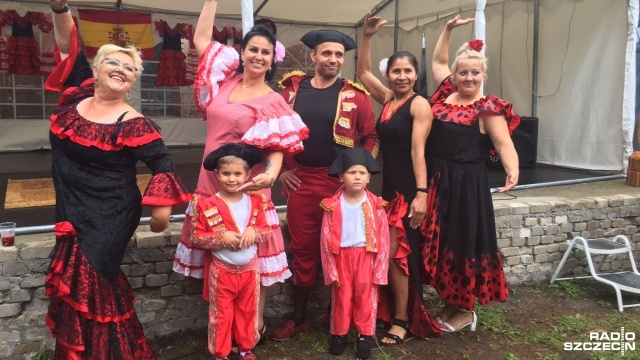 W Morzyczynie na jeziorem Miedwie trwa Festiwal Teatr pod gwiazdami. To kontynuacja odbywającego sie przez wiele lat w Nastazinie Festiwalu Teatru w Stodole.