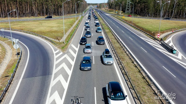 Korek na autostradzie A6. W stronę centrum Szczecina mierzy prawie 3 km. Tak jest przed dojazdem do Węzła Klucz.