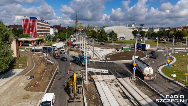 Kierowcy muszą się przyzwyczaić - to cały czas jest plac budowy - tak korki na ul. Energetyków tłumaczą odpowiedzialni za przebudowę szczecińskiego Międzyodrza.