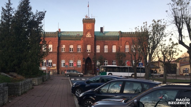 Dzieci i młodzież z Ukrainy uczestniczą w letnich warsztatach zorganizowanych przez Gminne Centrum Kultury, Sportu, Turystyki w Wolinie.