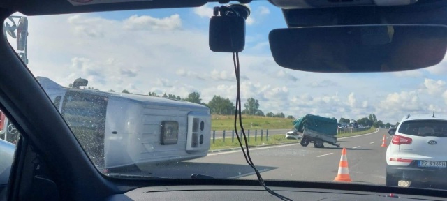 Pięć osób jest rannych w zderzeniu dwóch aut osobowych na drodze S6 w Lisewie koło Płotów.
