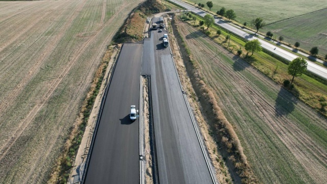 Trwają prace przy budowie obwodnicy Przecławia. Postęp inwestycji prezentuje Generalna Dyrekcja Dróg Krajowych i Autostrad w Szczecinie.