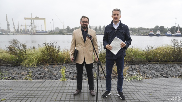 - Nie ma zapowiadanego nowego doku, a sytuacja finansowa zakładu jest niepokojąca, co wskazuje raport NIK - mówi Arkadiusz Marchewka z PO. Prezes Gryfii Krzysztof Zaremba odpowiada, że za rok dok z infrastrukturą będzie gotowy, a to co opublikował NIK to manipulacja.