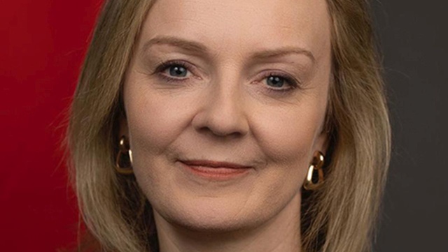 Dziś, nowa szefowa Konserwatystów, jutro - nowa premier Liz Truss zwyciężyła w głosowaniu na następcę Borisa Johnsona.