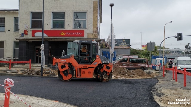 Przebudowa ulicy Barnima w Stargardzie zbliża się do końca. Nieopodal dworca PKP wybudowano również parking i stanowiska postojowe dla autobusów.