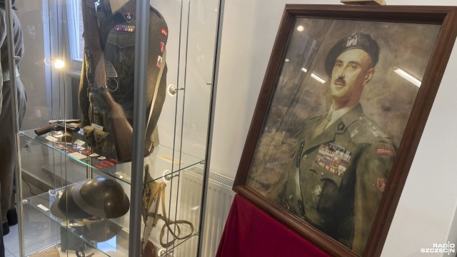 Od Syberii po Monte Cassino - wystawa poświęcona Drugiemu Korpusowi i podkomendnym generała Władysława Andersa została otwarta w niedzielę w Muzeum Historii Ziemi Kamieńskiej. Została ona stworzona z pamiątek Henryka Krudosa, którego tata służył u Generała Andersa.