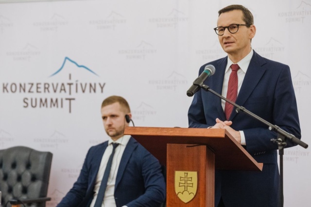 Premier Mateusz Morawiecki wziął udział w Szczycie Konserwatywnym organizowanym w Bratysławie. Szef polskiego rządu powiedział, że Europa Zachodnia nie może być obojętna wobec wojny na Ukrainie.