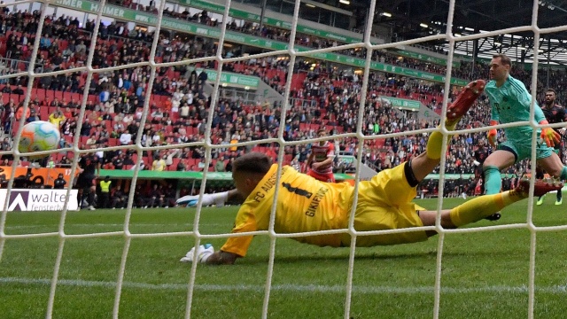 Bramkarz Augsburga Rafał Gikiewicz został wybrany zawodnikiem 7. kolejki piłkarskiej Bundesligi przez magazyn Kicker.