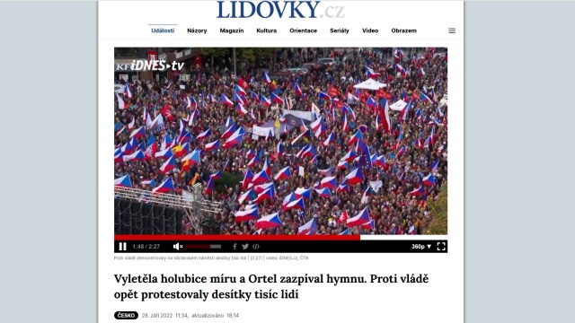 Kilkadziesiąt tysięcy osób protestowało w Pradze przeciwko polityce prowadzonej przez centroprawicowy rząd Petra Fiali.