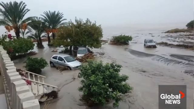 W powodzi na Krecie zginęły dwie osoby. Przyczyną powodzi były ulewne deszcze.