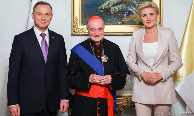 Prezydent Andrzej Duda kończy wizytę w Republice Włoskiej. Do południa - podobnie jak wczoraj - weźmie udział w Światowym Forum Żywnościowym.