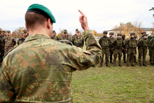 Zakończyły się pierwsze polsko-niemieckie ćwiczenia Terytorialsów. Było strzelanie, pomoc poszkodowanym, przeprawa przez rzekę, tor przeszkód i wojskowa taktyka.