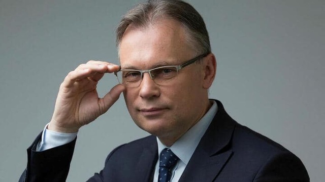 Arkadiusz Mularczyk ma zostać wiceministrem spraw zagranicznych. Zajmie miejsce dotychczasowego wiceszefa dyplomacji Szymona Szynkowskiego vel Sęka.