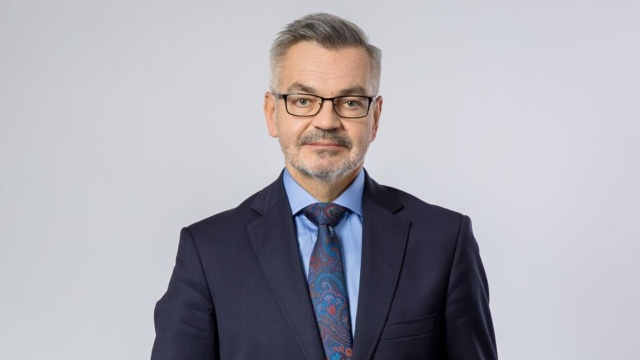 Ambasador Polski w Rosji, Krzysztof Krajewski wraz z pracownikami i współpracownikami Memoriału oddał hołd ofiarom stalinowskich represji.