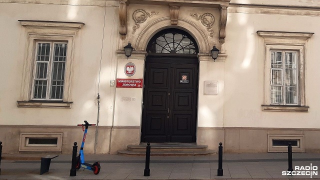 Ministerstwo Zdrowia pracuje nad projektem aplikacji, która ma pomóc w skróceniu kolejek do lekarzy specjalistów.