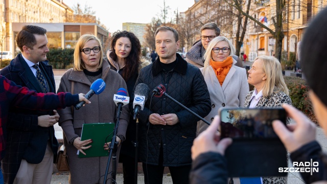 Zbiórkę podpisów pod obywatelskim projektem ustawy Tak dla in vitro zainaugurowali w Szczecinie politycy Koalicji Obywatelskiej.
