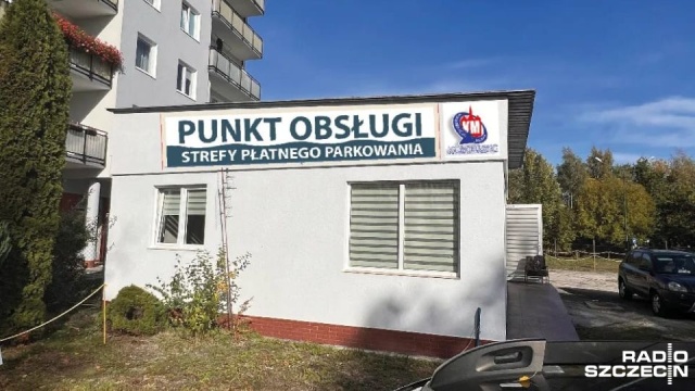 Opłacając mandat za postój w Strefie Płatnego Parkowania w Kołobrzegu od poniedziałku należy udać się do nowego biura.