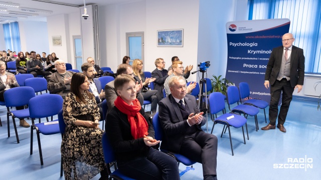 W szczecińskiej Akademii Nauk Stosowanych TWP odbyła się konferencja podsumowująca pierwszy rok projektu badawczego Młodzież 4.0. Jego celem jest poznanie i zrozumienie postaw oraz zachowań młodych Polaków.