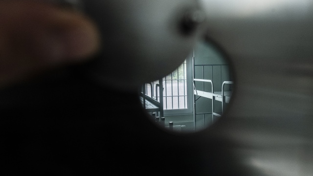 Znęcał się nad rodziną - 32-latek stanie przed sądem. Mężczyzna ze Szczecina wszczynał awantury, wyzywał i bił żonę w obecności córki.