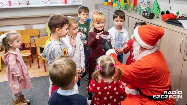 Wspomnienie św. Mikołaja w kalendarzu juliańskim obchodziły w poniedziałek ukraińskie przedszkolaki ze Stargardu.