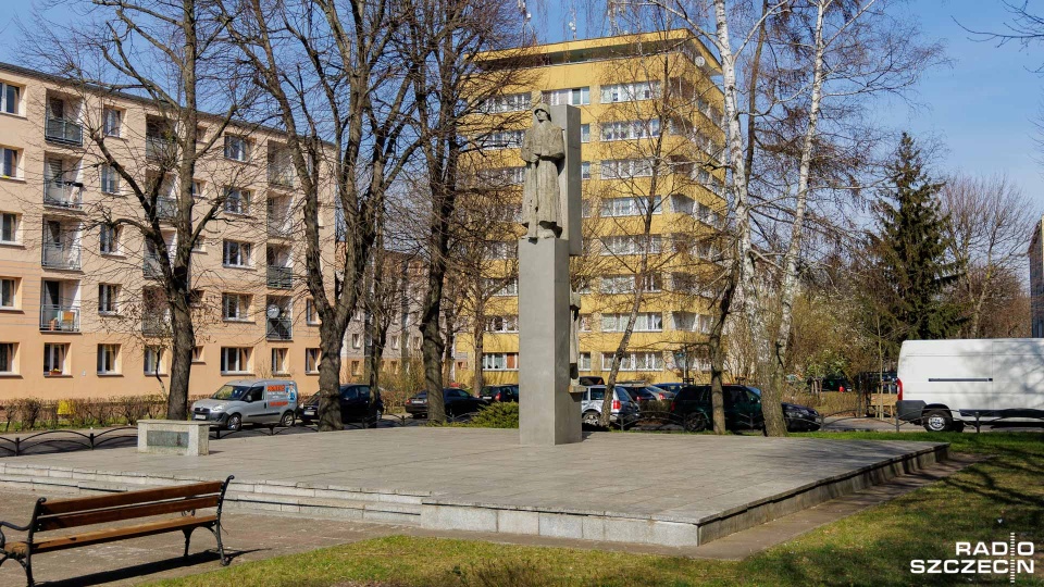 Radni PiS w Szczecinie zaproponowali w marcu likwidację dwóch pomników na Cmentarzu Centralnym i jednego znajdującego się w Dąbiu - wszystkie upamiętniały sowiecką dominację. Fot. Robert Stachnik [Radio Szczecin/Archiwum]
