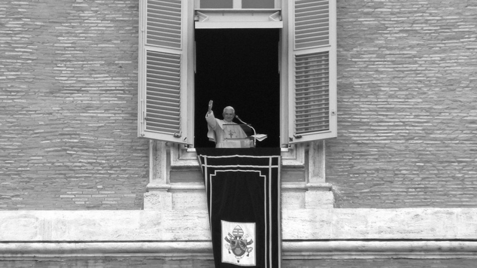 Kardynał Ratzinger został wybrany na papieża 19 kwietnia 2005 roku. https://pl.wikipedia.org/wiki/Benedykt_XVI