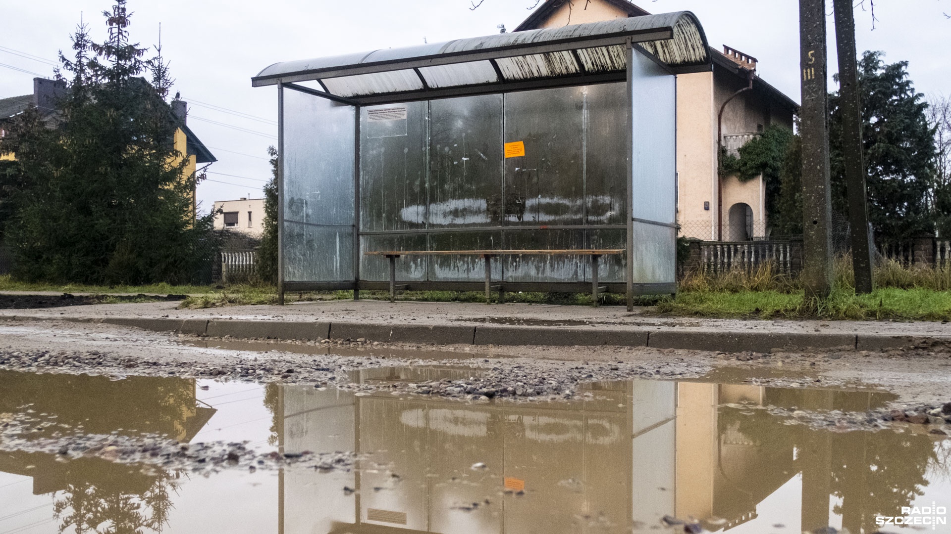 Uwaga mieszkańcy Wielgowa. Jak informuje miasto, do końca lutego w związku z remontem ulicy Bryczkowskiego w Wielgowie autobusy linii: 73, 93, 534 nie będą kursowały tą ulicą.