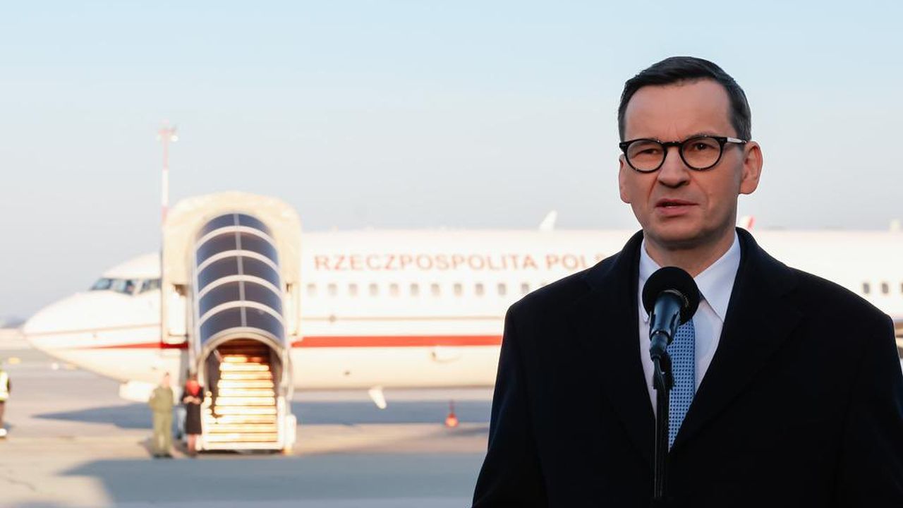 Premier Mateusz Morawiecki powiedział, że nakładanie kolejnych sankcji na Rosję musi być połączone ze wsparciem na rynku europejskim.