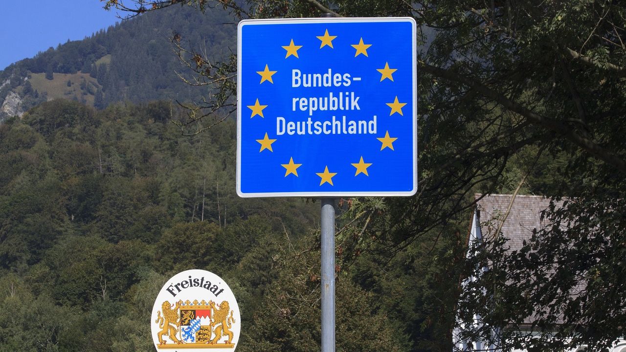 Największą grupę osób ubiegających się o azyl w Niemczech stanowią obecnie Turcy. Tak wynika z ustaleń Federalnego Urzędu do spraw Migracji i Uchodźców.