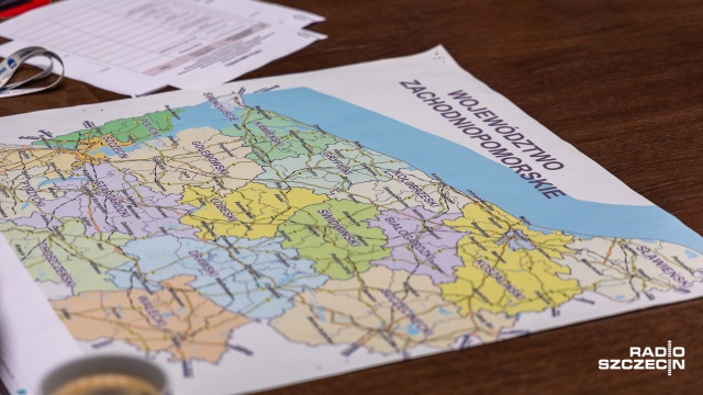 Fot. Robert Stachnik [Radio Szczecin] Posiedzenie sztabu kryzysowego ws. orkanu. Wojewoda: służby są gotowe do działań [WIDEO, ZDJĘCIA]