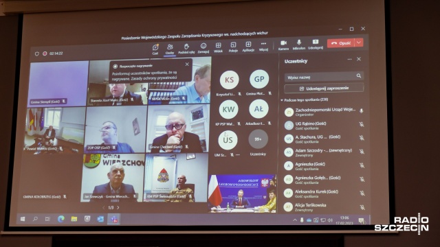 Fot. Robert Stachnik [Radio Szczecin] Posiedzenie sztabu kryzysowego ws. orkanu. Wojewoda: służby są gotowe do działań [WIDEO, ZDJĘCIA]