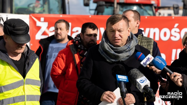 Fot. Robert Stachnik [Radio Szczecin] Protest rolników. "Prawo kilka razy zostało złamane" [WIDEO, ZDJĘCIA]