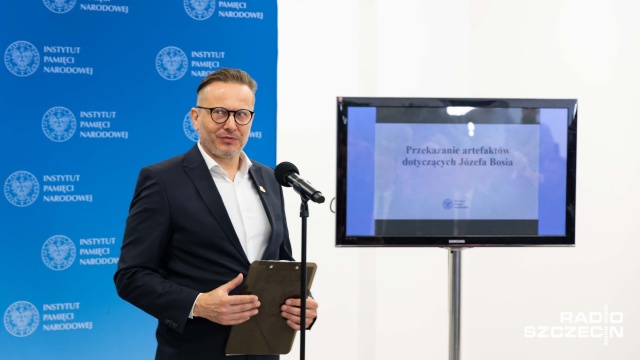 Fot. Robert Stachnik [Radio Szczecin] Pamiątki po ostatnim Żołnierzu Wyklętym z regionu już w muzeum w Kamieniu Pomorskim [WIDEO, ZDJĘCIA]