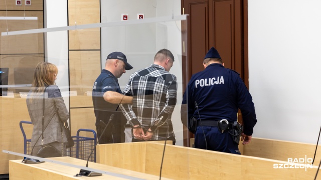 Fot. Robert Stachnik [Radio Szczecin] Zabójca 85-latka z Krajnika Dolnego usłyszał wyrok [WIDEO, ZDJĘCIA]