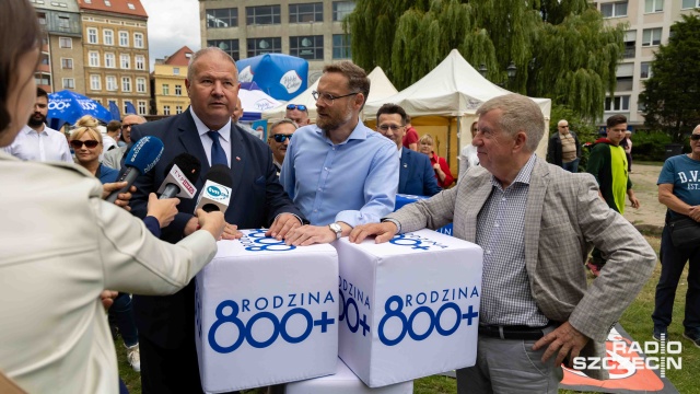 Fot. Robert Stachnik [Radio Szczecin] Piknik 800 Plus. "Zależy nam na polskich dzieciach" [WIDEO, ZDJĘCIA]