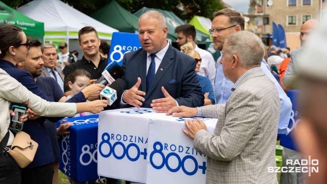 Fot. Robert Stachnik [Radio Szczecin] Piknik 800 Plus. "Zależy nam na polskich dzieciach" [WIDEO, ZDJĘCIA]