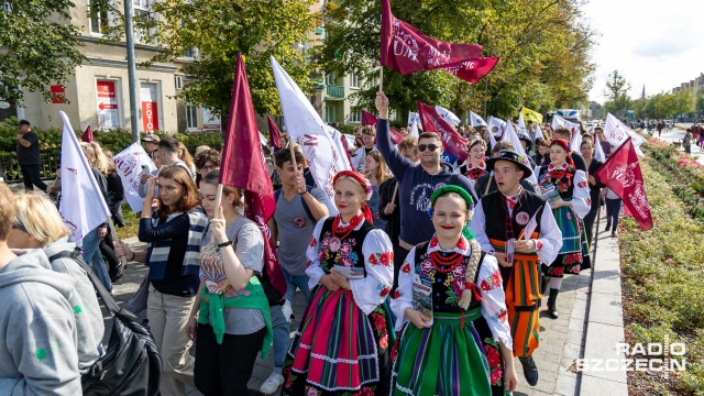 Fot. Robert Stachnik [Radio Szczecin] "Spacerek na Uniwerek". Studenci ruszyli w miasto [WIDEO, ZDJĘCIA]
