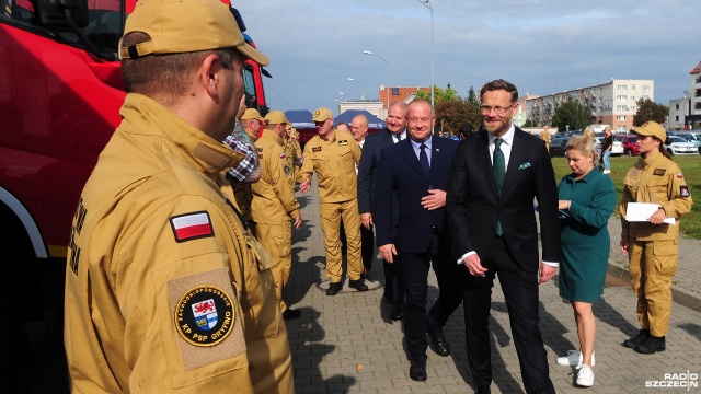 Fot. Marcin Kokolus [Radio Szczecin] Nowe wozy strażackie trafiły do komend w regionie [ZDJĘCIA]